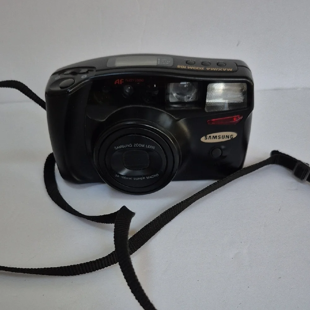 Samsung Maxima Zoom 105 Black 35mm Film Camera